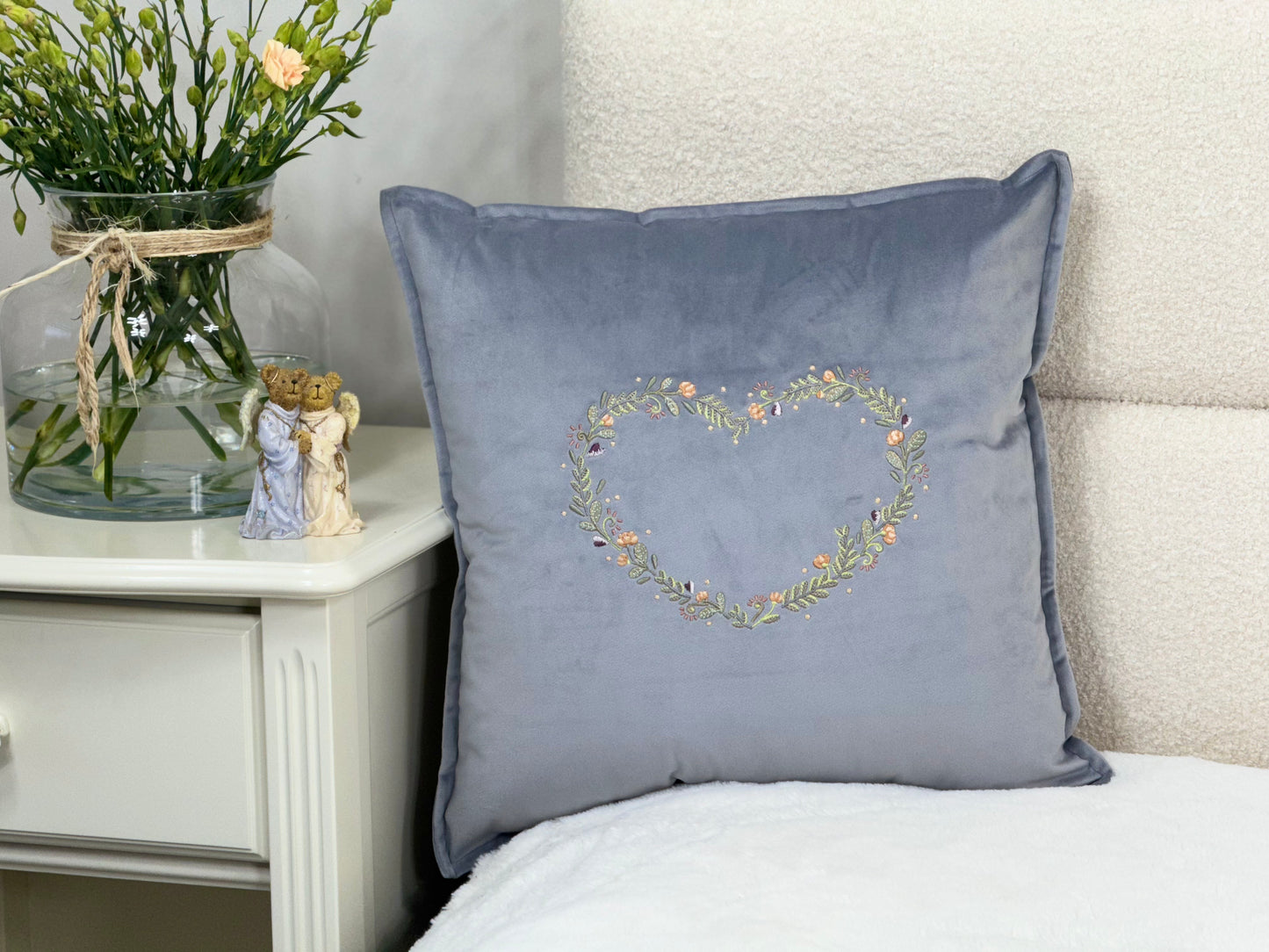 Decorative Velour Cushion Covers with Zipper, High quality, Many colors, Home Decor