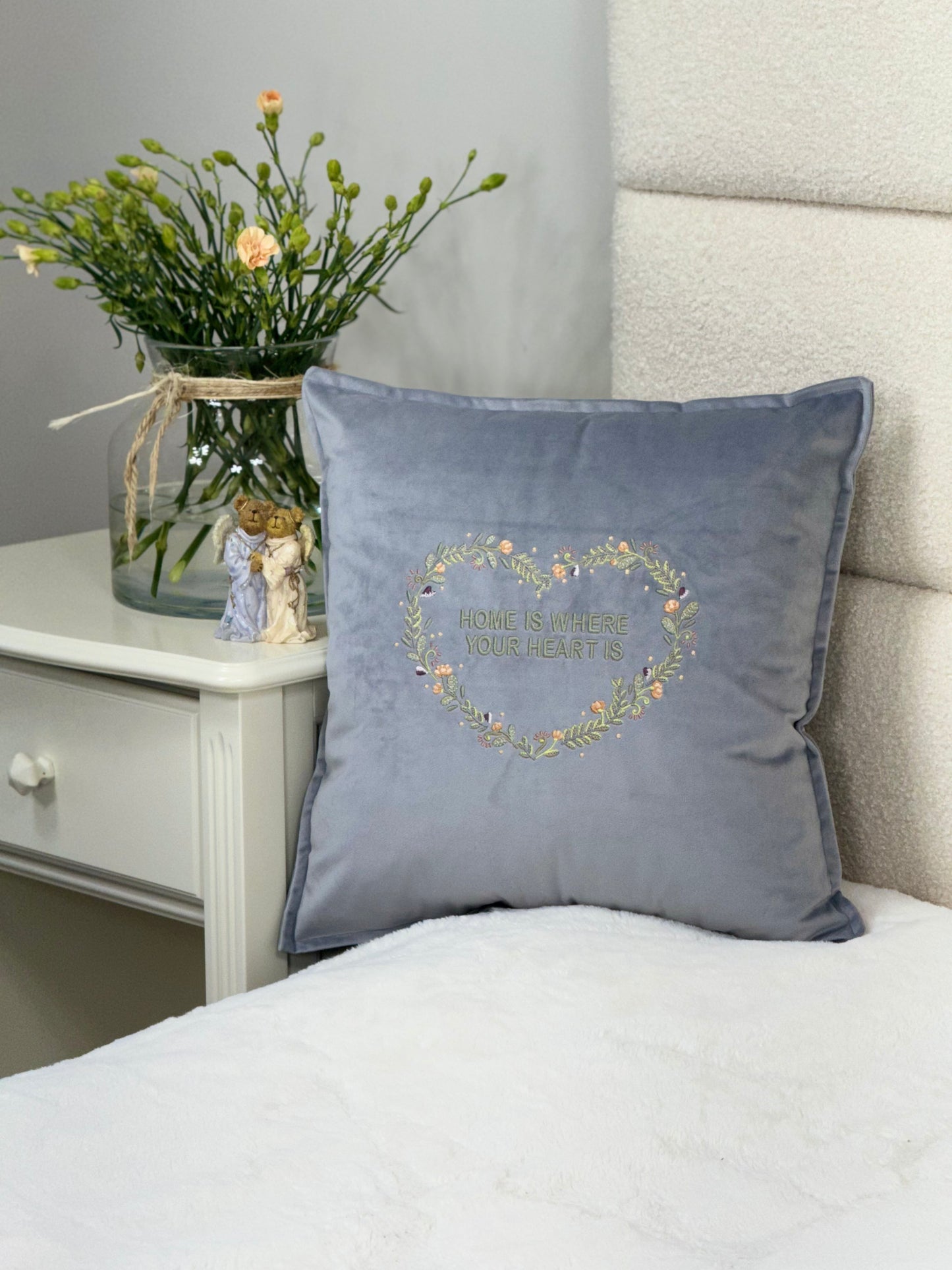 Decorative 18 inch cushion cover with beautiful embroidery, a large selection of colors