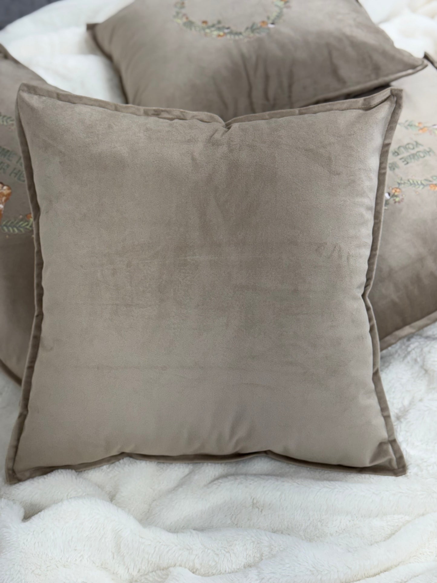 Elegant plain velour cushion covers solid - a perfect accent for your interior