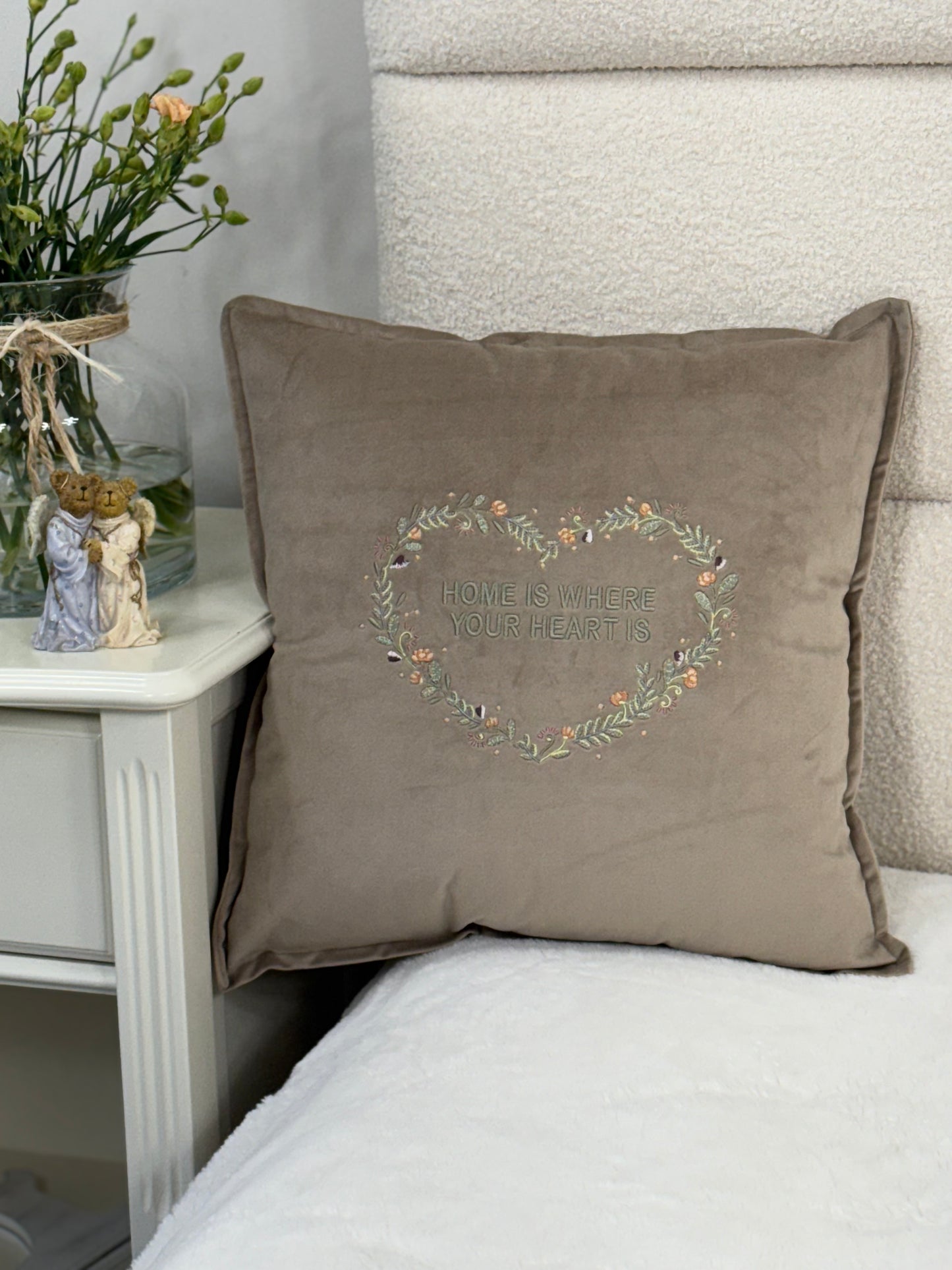 Decorative 18 inch cushion cover with beautiful embroidery, a large selection of colors