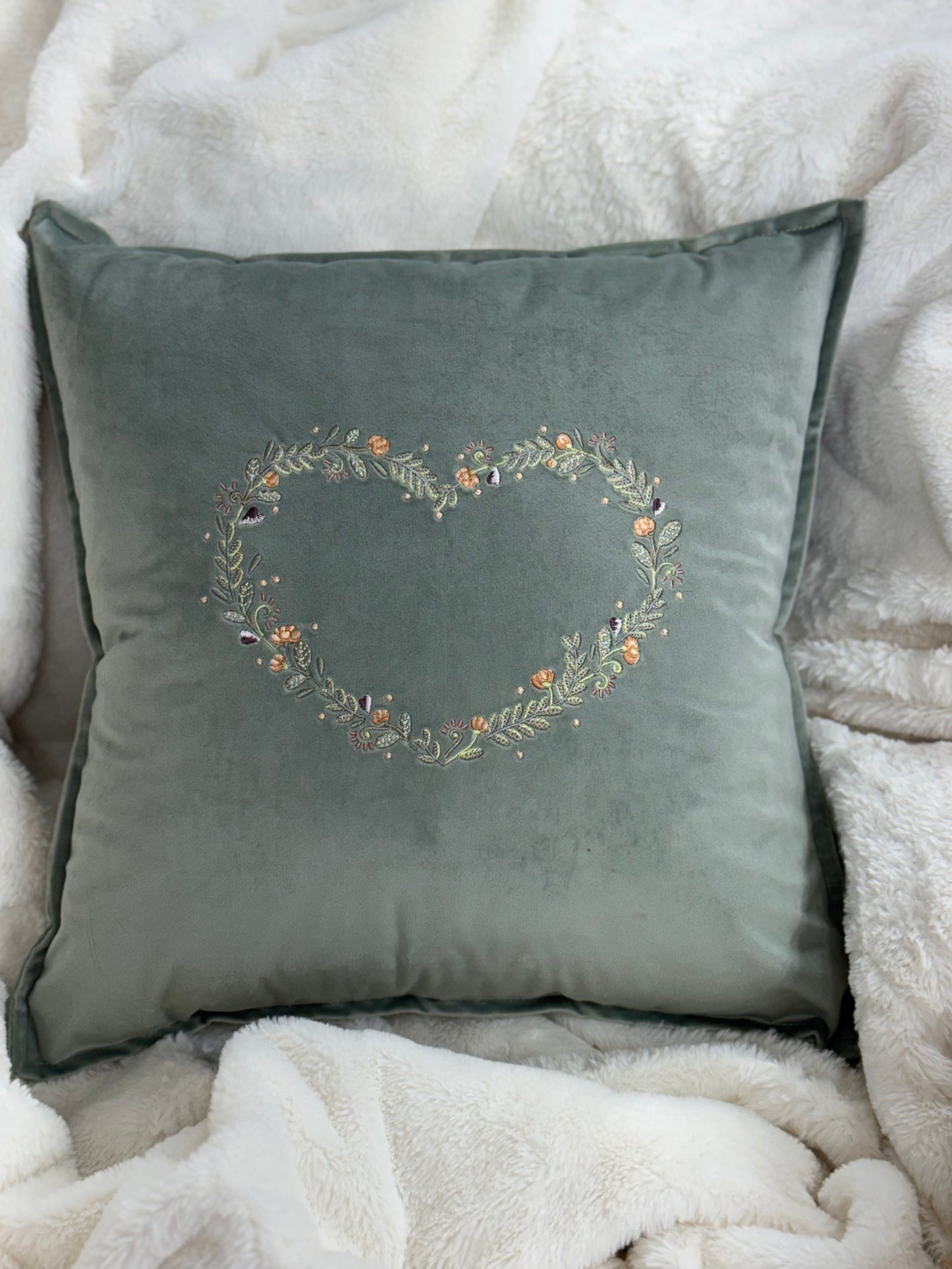 Decorative Velour Cushion Covers with Zipper, High quality, Many colors, Home Decor