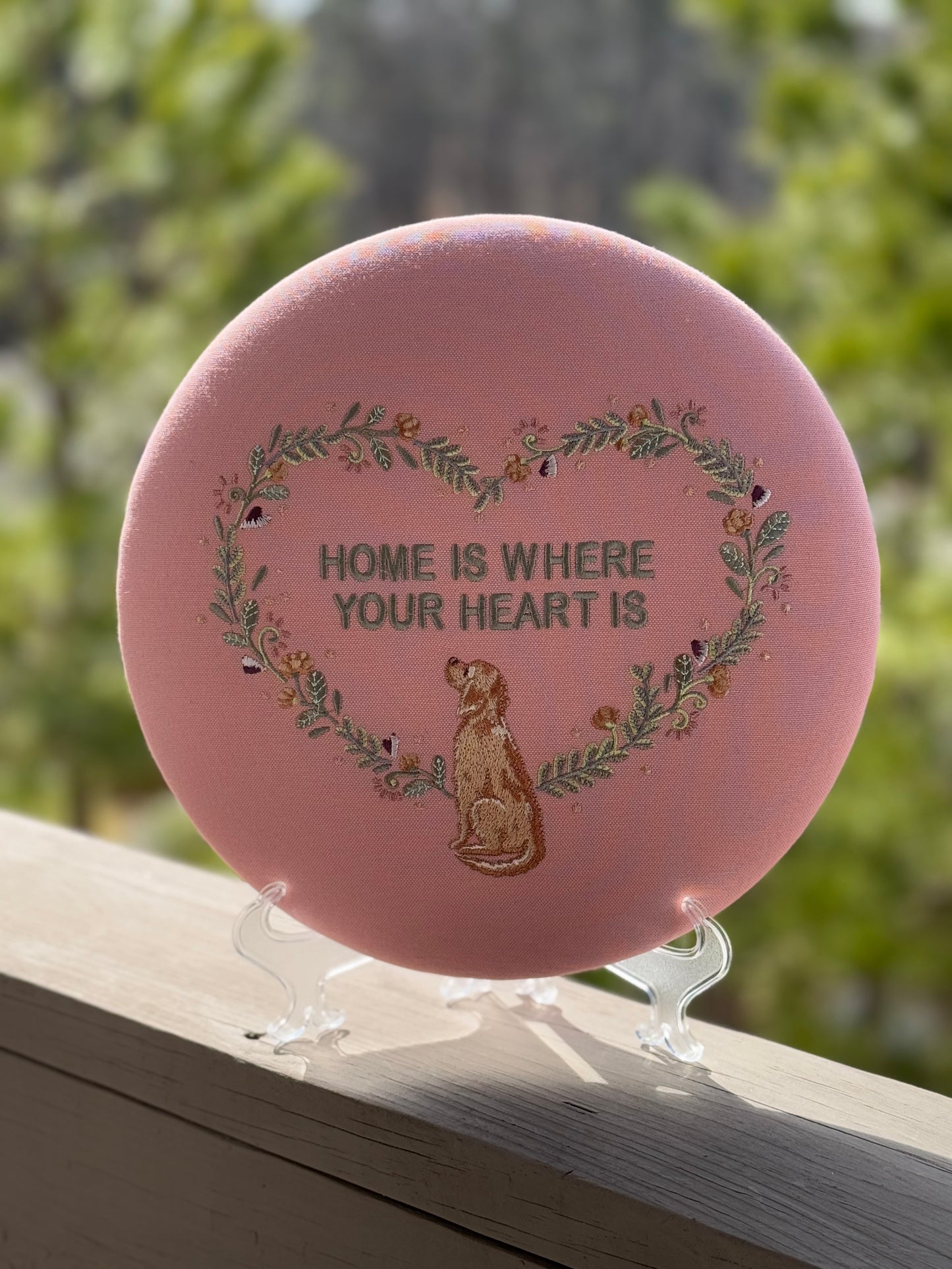 Round Embroidered Linen Wall Hanging for Interior Decor - Elegant Wall Decoration "Home is where your heart is" Interior Gifts, Decor with dog