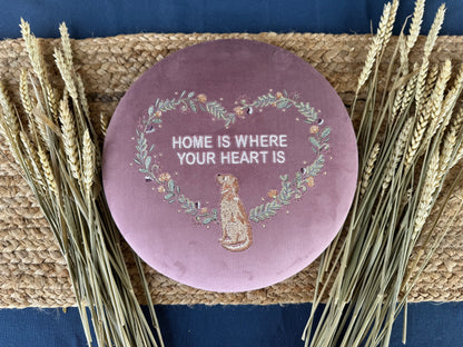 Luxurious Round Embroidered Velour Wall Hanging for Interior Decor - "Home is where your heart is" Retriever Decoration, Gift with dog decor